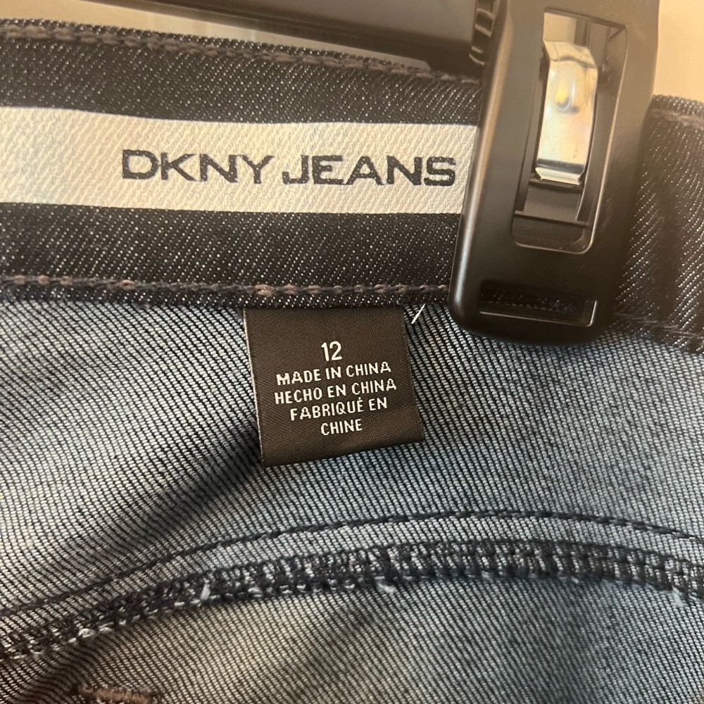 DKNY skinny jeans